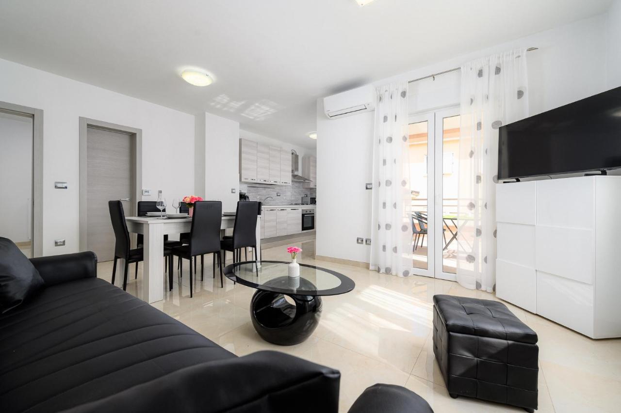 Stancija Amoroso Porec Apartments Esterno foto