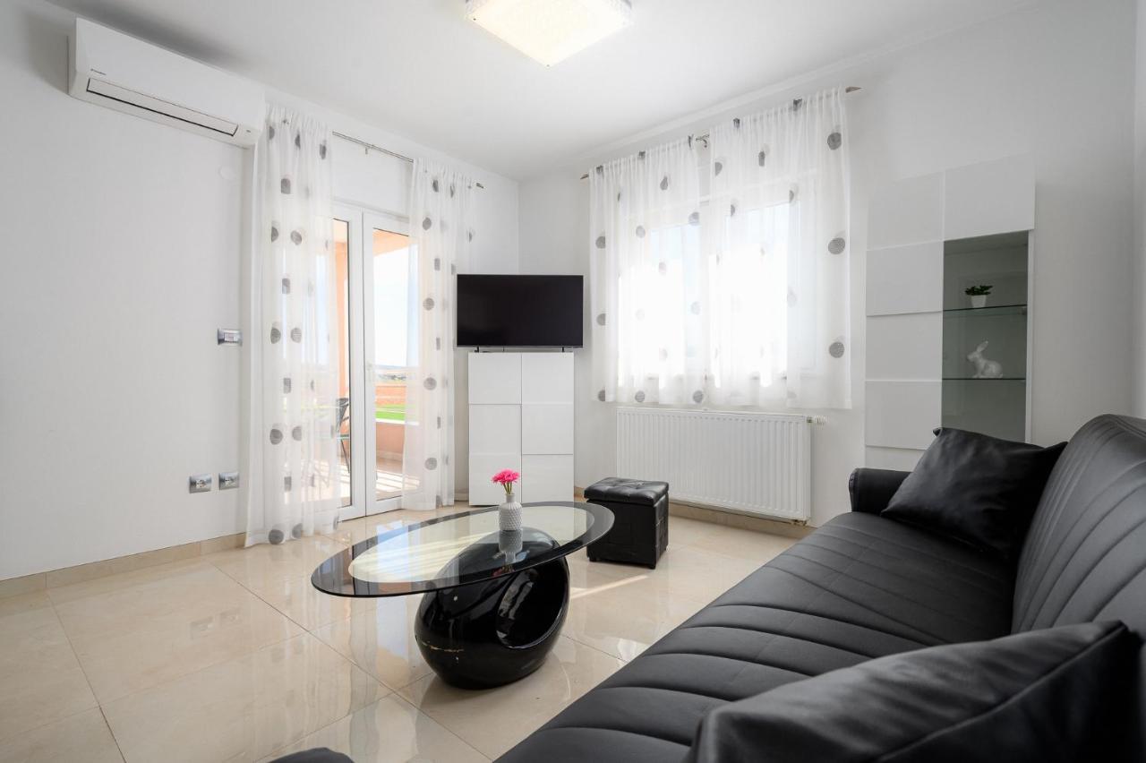 Stancija Amoroso Porec Apartments Esterno foto