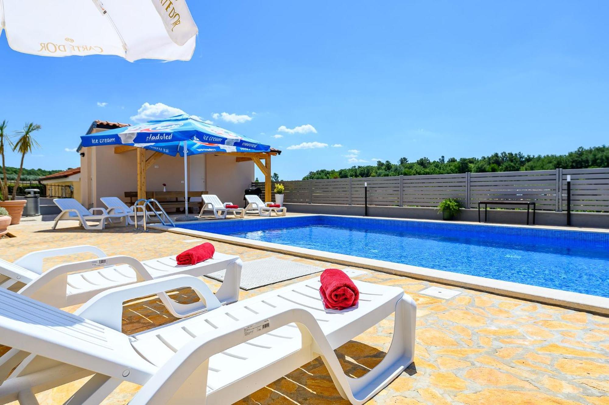 Stancija Amoroso Porec Apartments Esterno foto